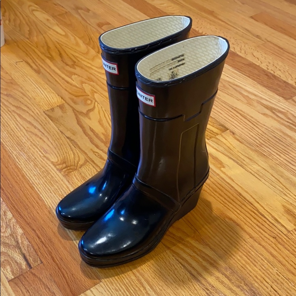 Hunter wedge rain boots